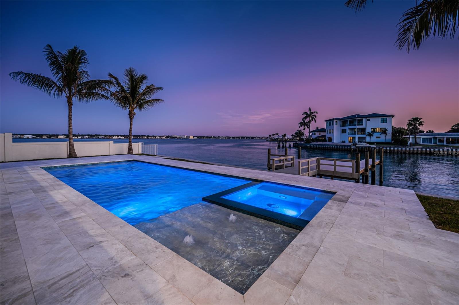 HOWARD ESTATES - Residential