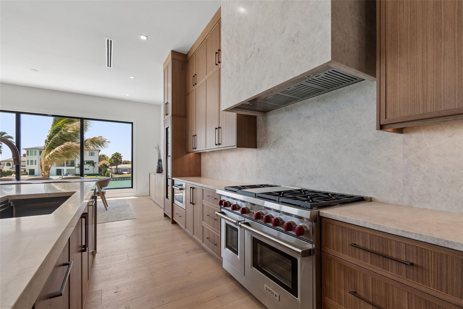HOWARD ESTATES - Residential