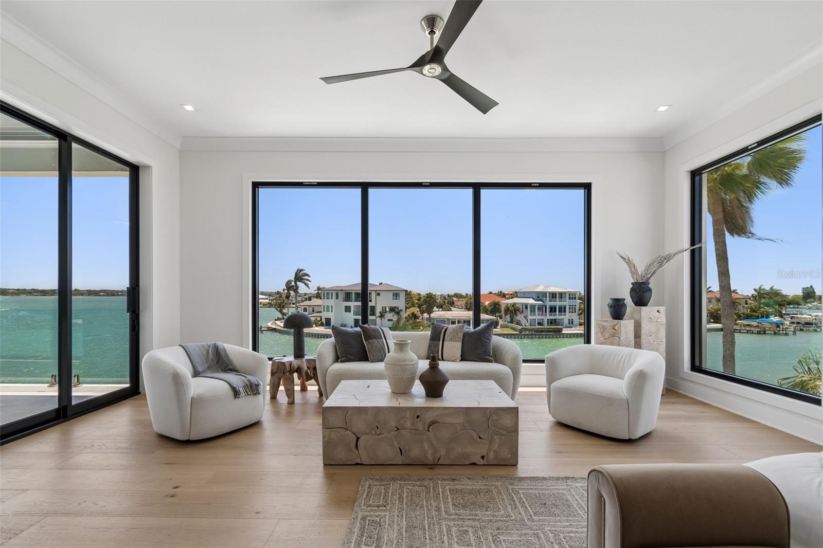 HOWARD ESTATES - Residential