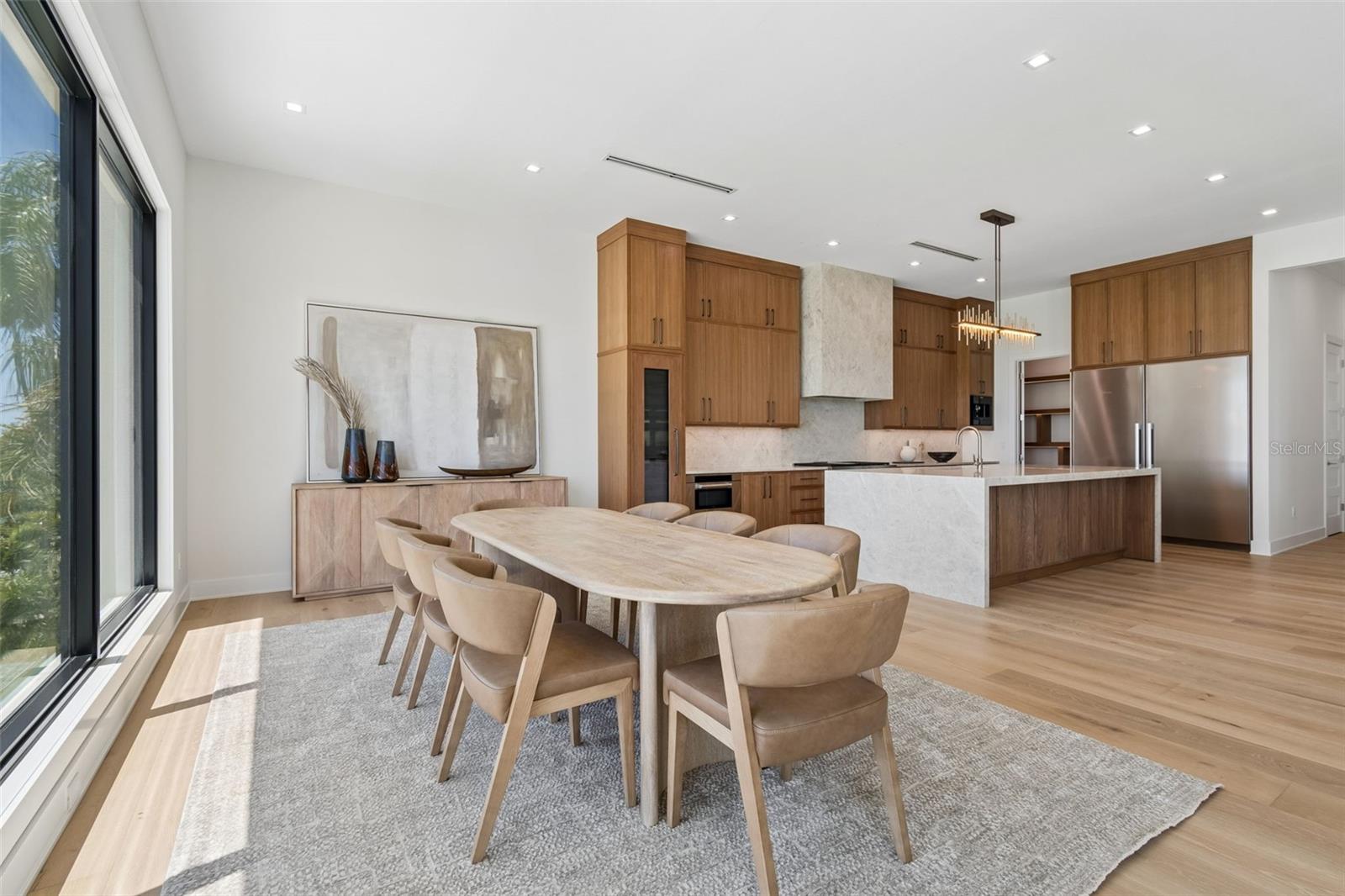 HOWARD ESTATES - Residential