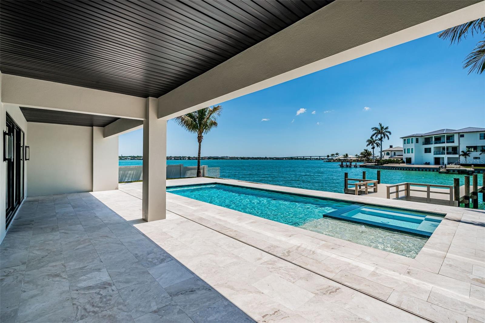 HOWARD ESTATES - Residential