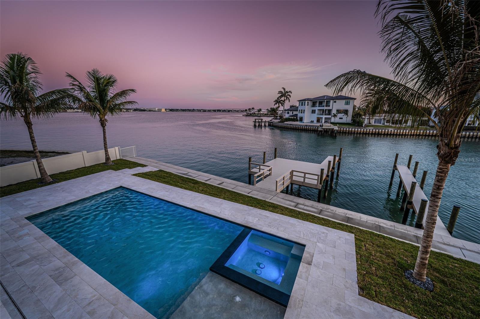 HOWARD ESTATES - Residential