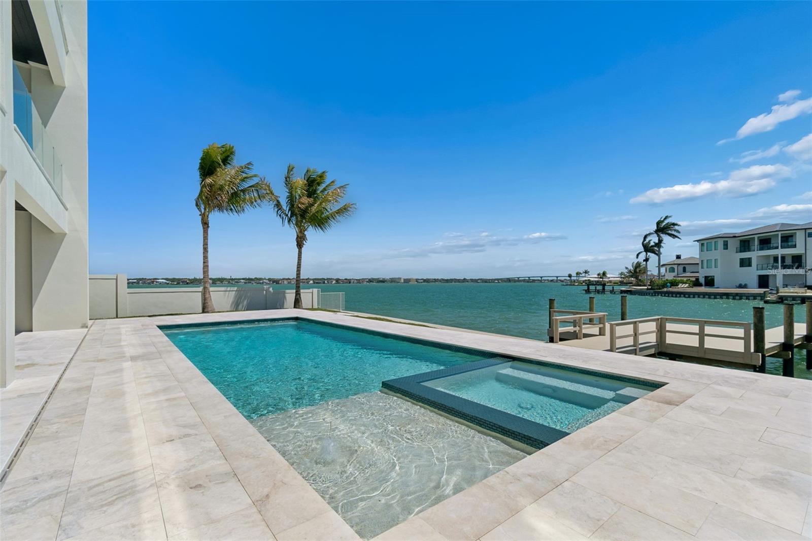 HOWARD ESTATES - Residential