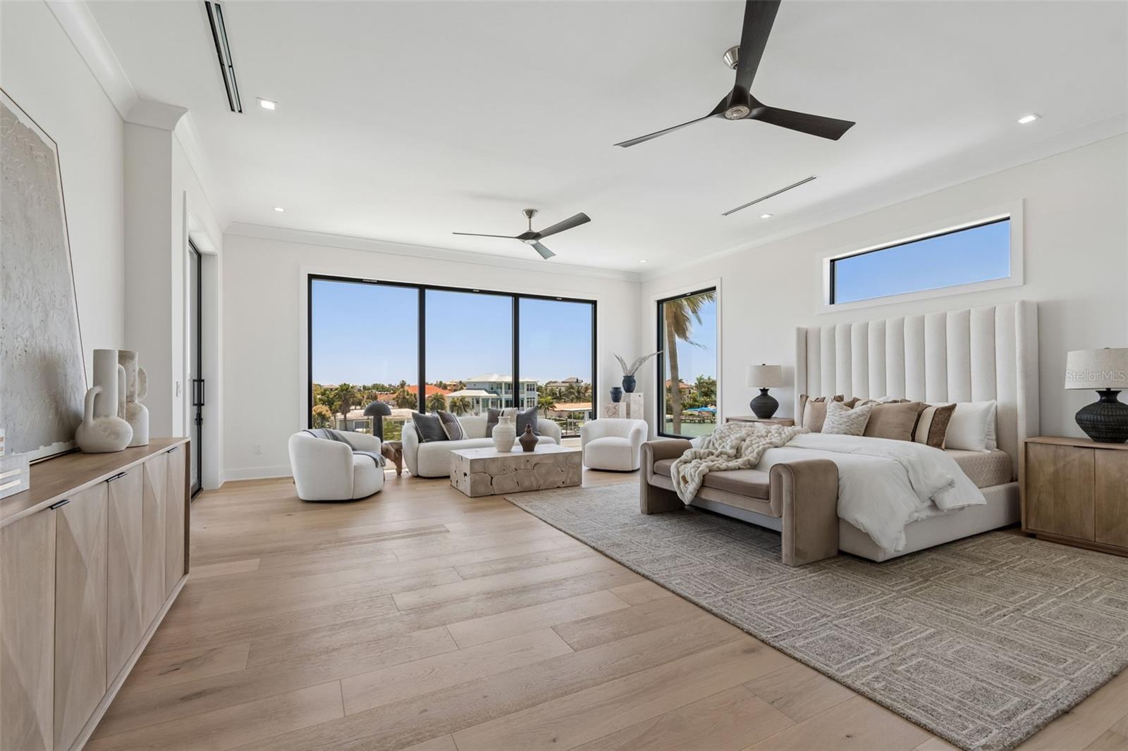 HOWARD ESTATES - Residential