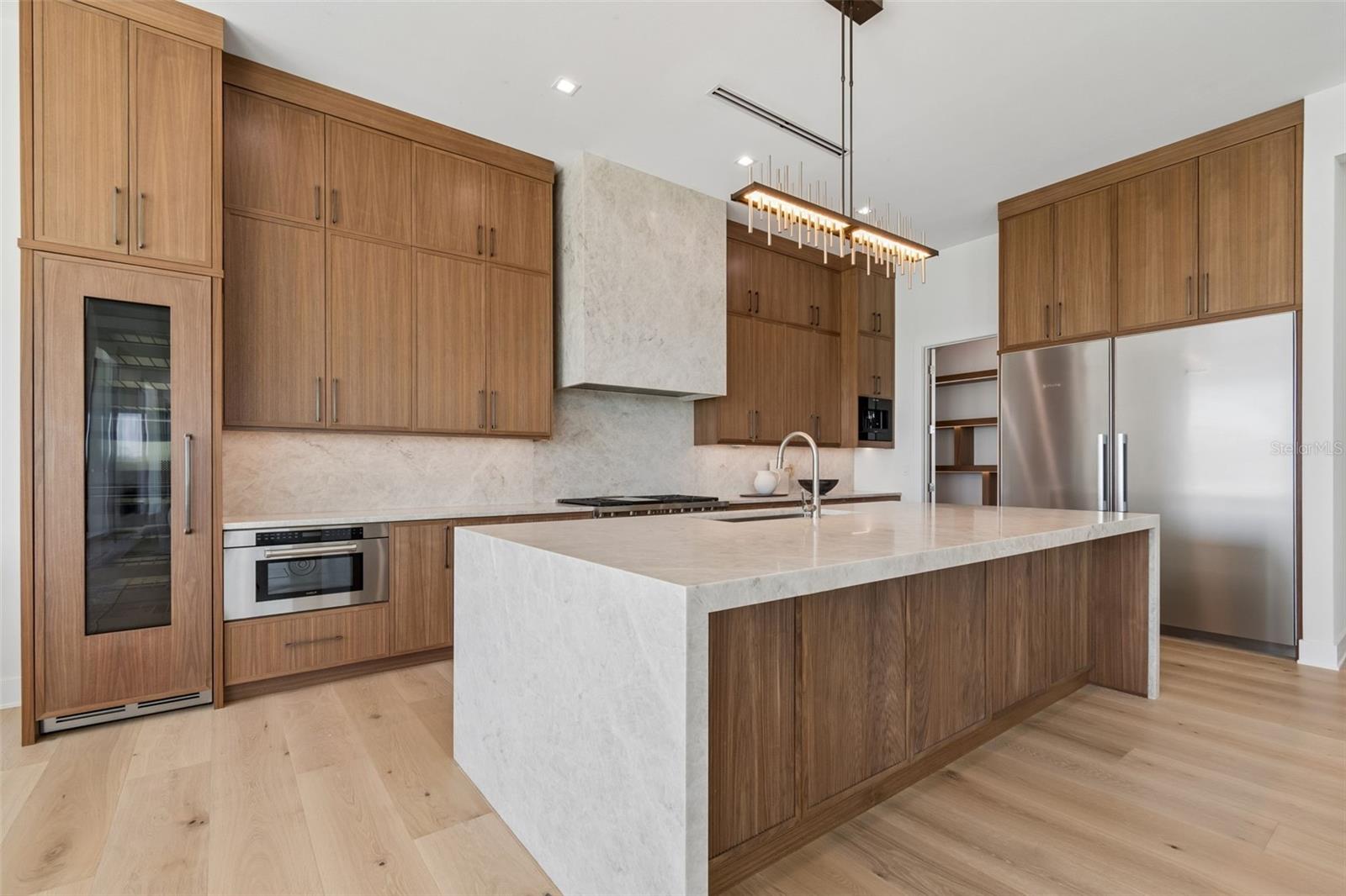 HOWARD ESTATES - Residential