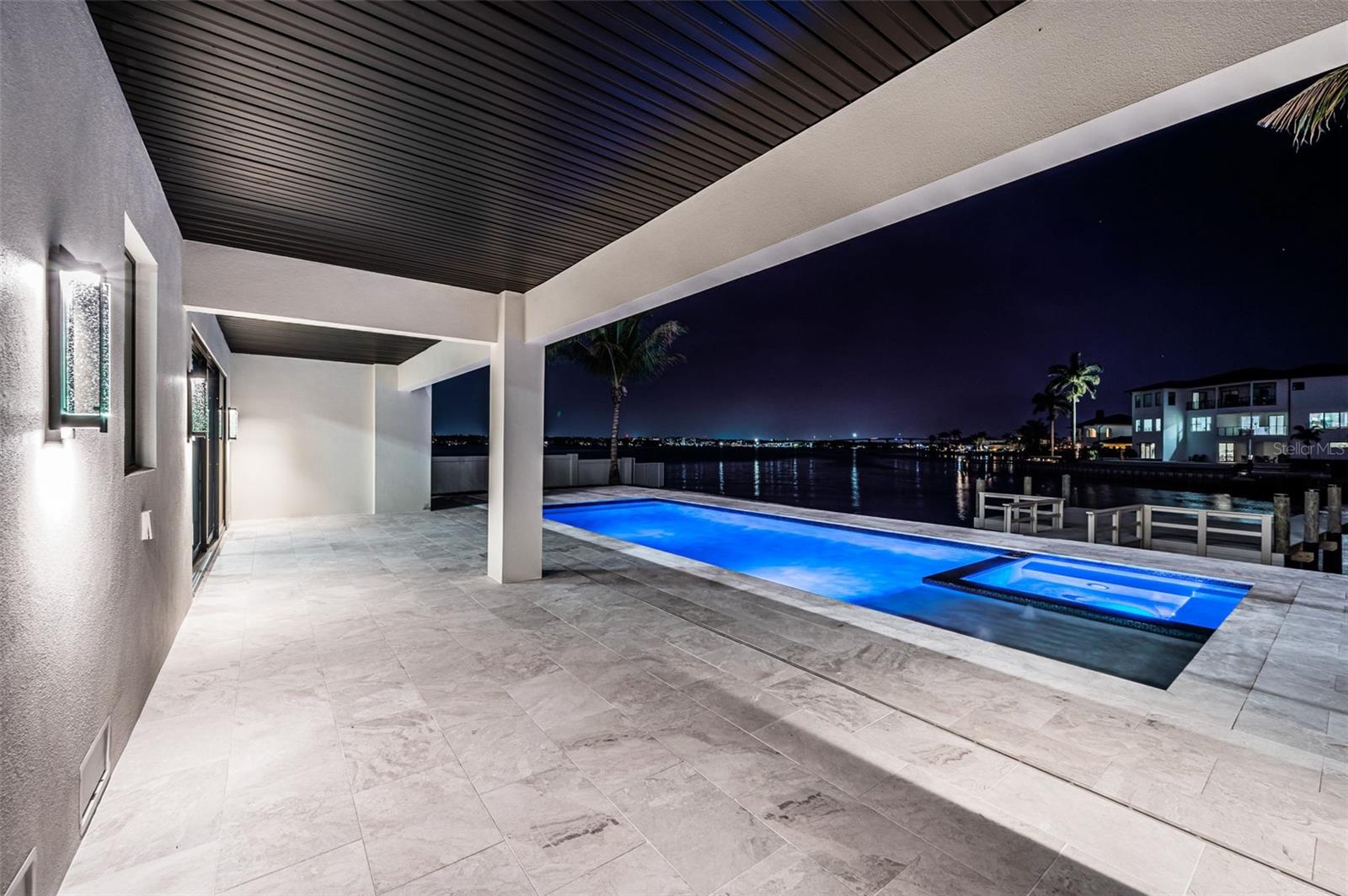 HOWARD ESTATES - Residential
