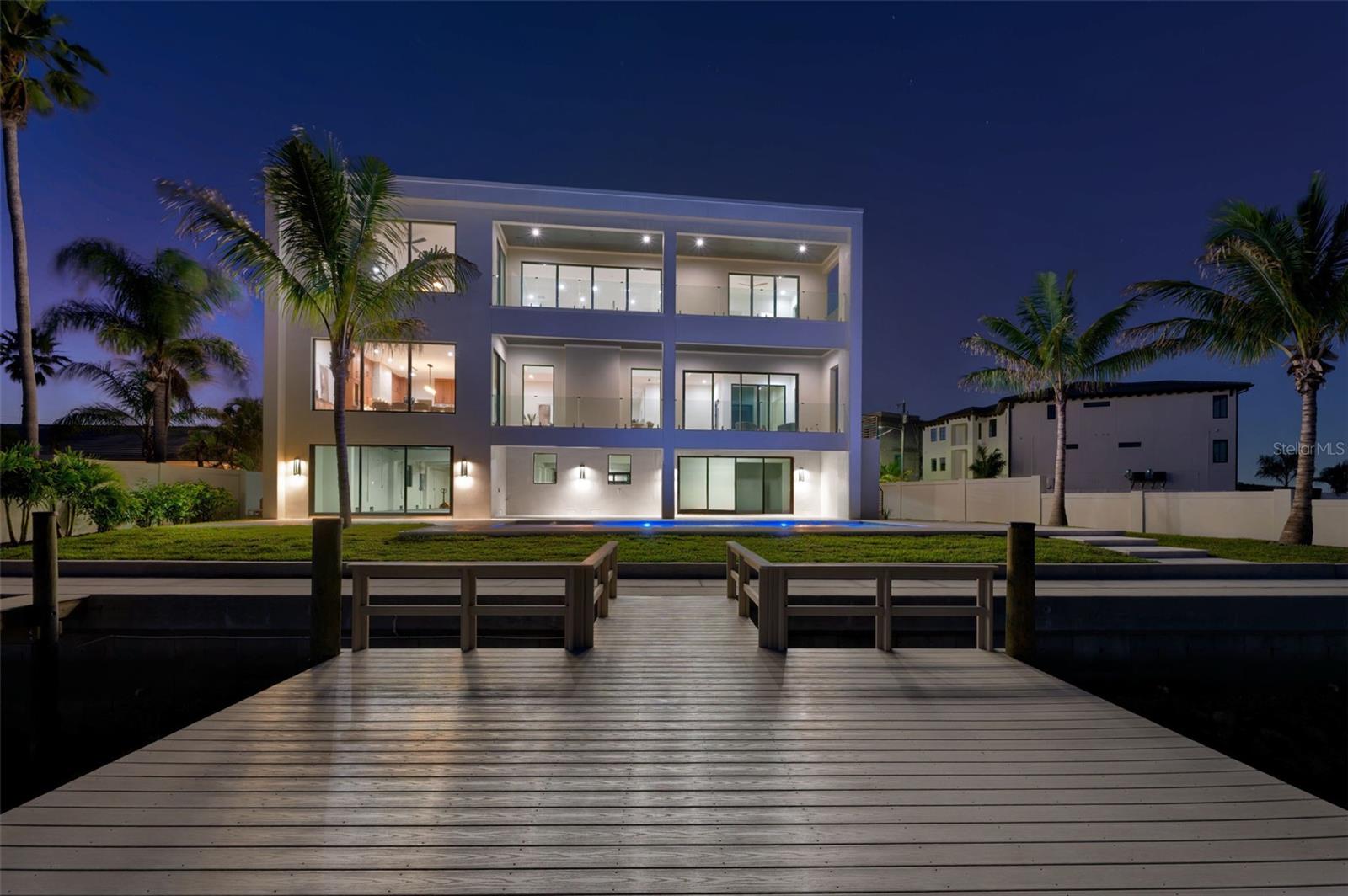 HOWARD ESTATES - Residential