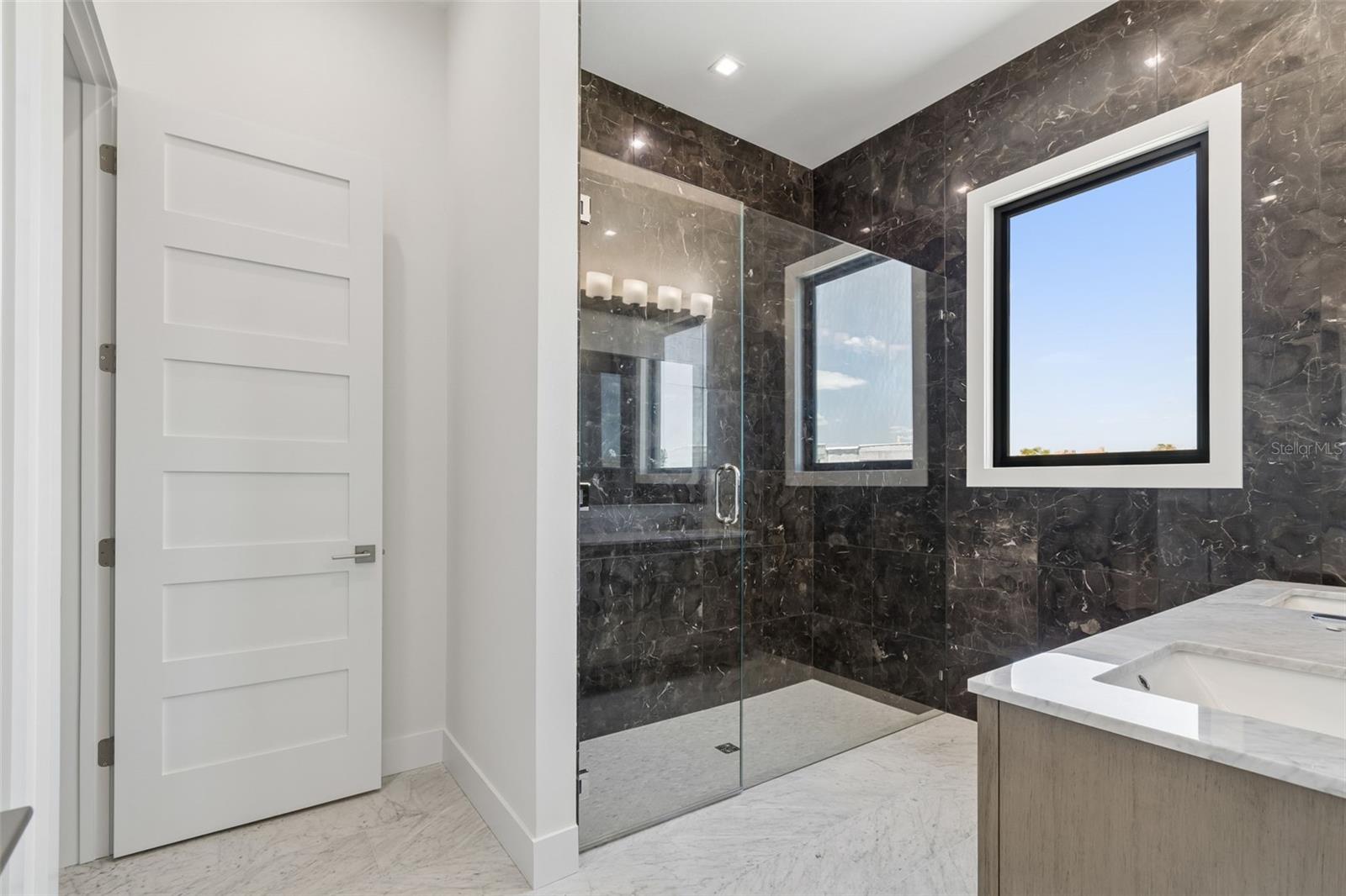 HOWARD ESTATES - Residential