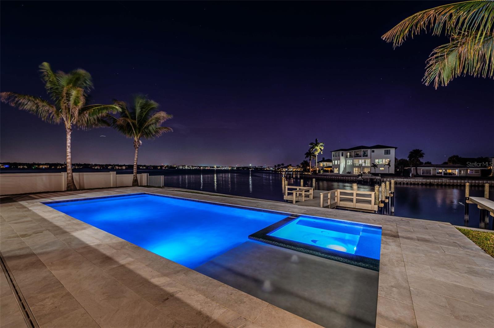 HOWARD ESTATES - Residential