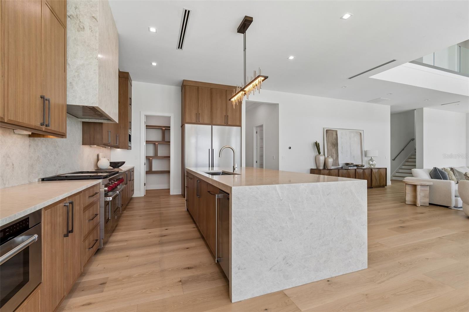 HOWARD ESTATES - Residential