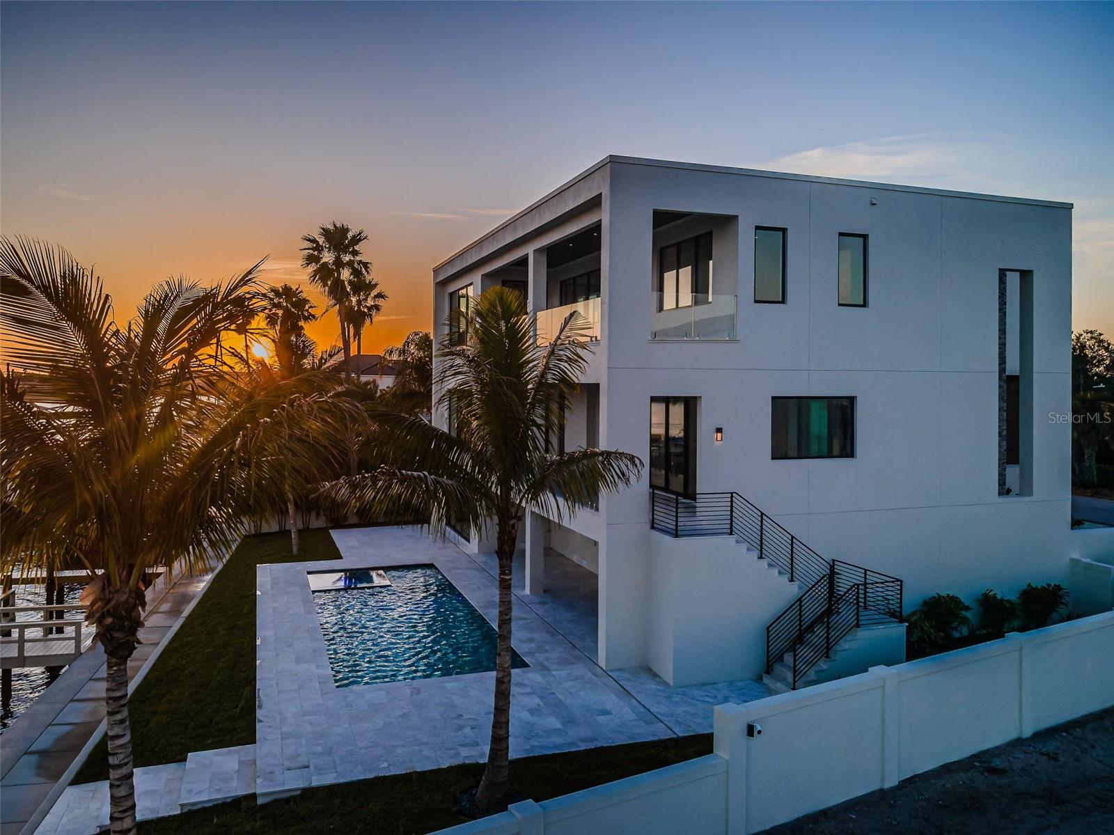 HOWARD ESTATES - Residential