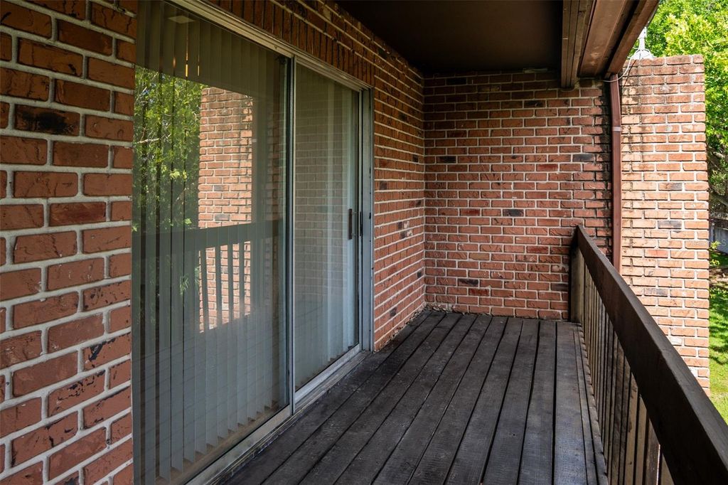Photo of 2323 Huntington Green Court #5, Orlando, FL 32839 (MLS # O6412079)
