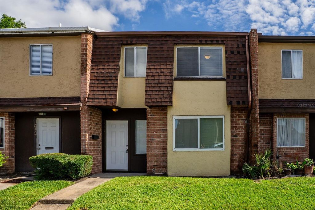 Photo of 2323 Huntington Green Court #5, Orlando, FL 32839 (MLS # O6412079)