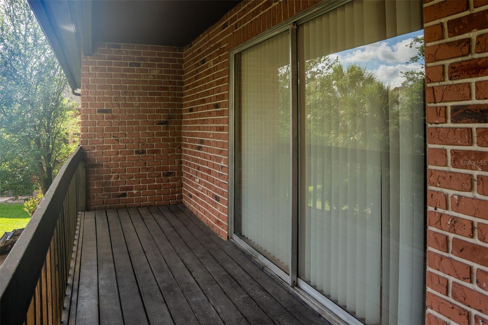 2323 HUNTINGTON GREEN COURT 5