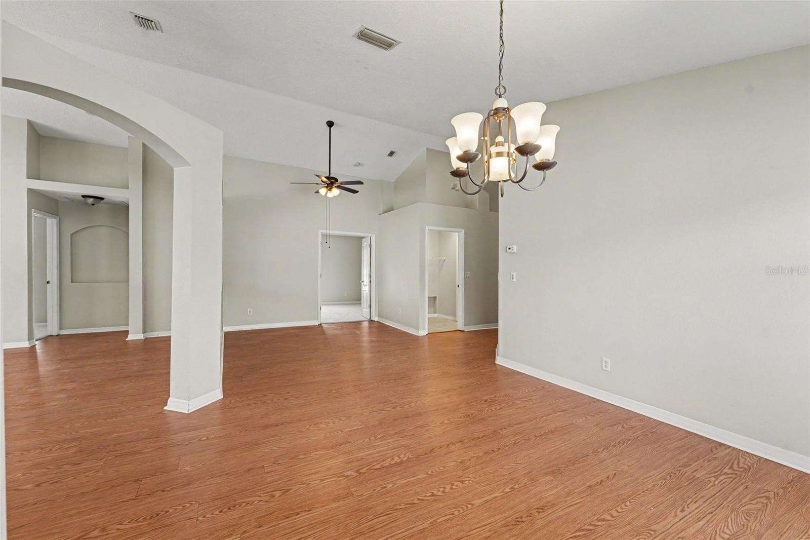 22901 HAWK HILL LOOP