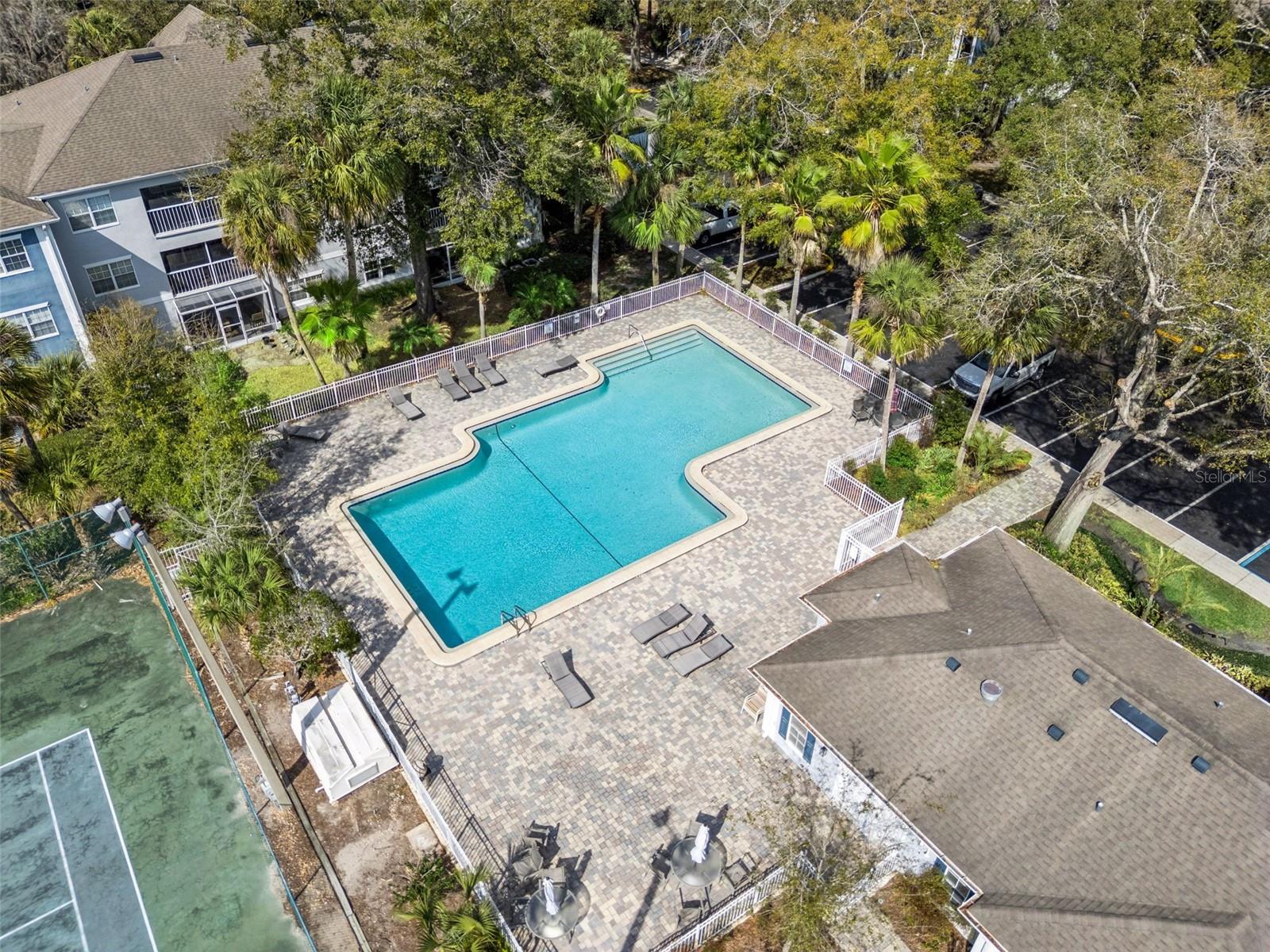 CLUBSIDE AT SABAL POINT A CONDO - Residential