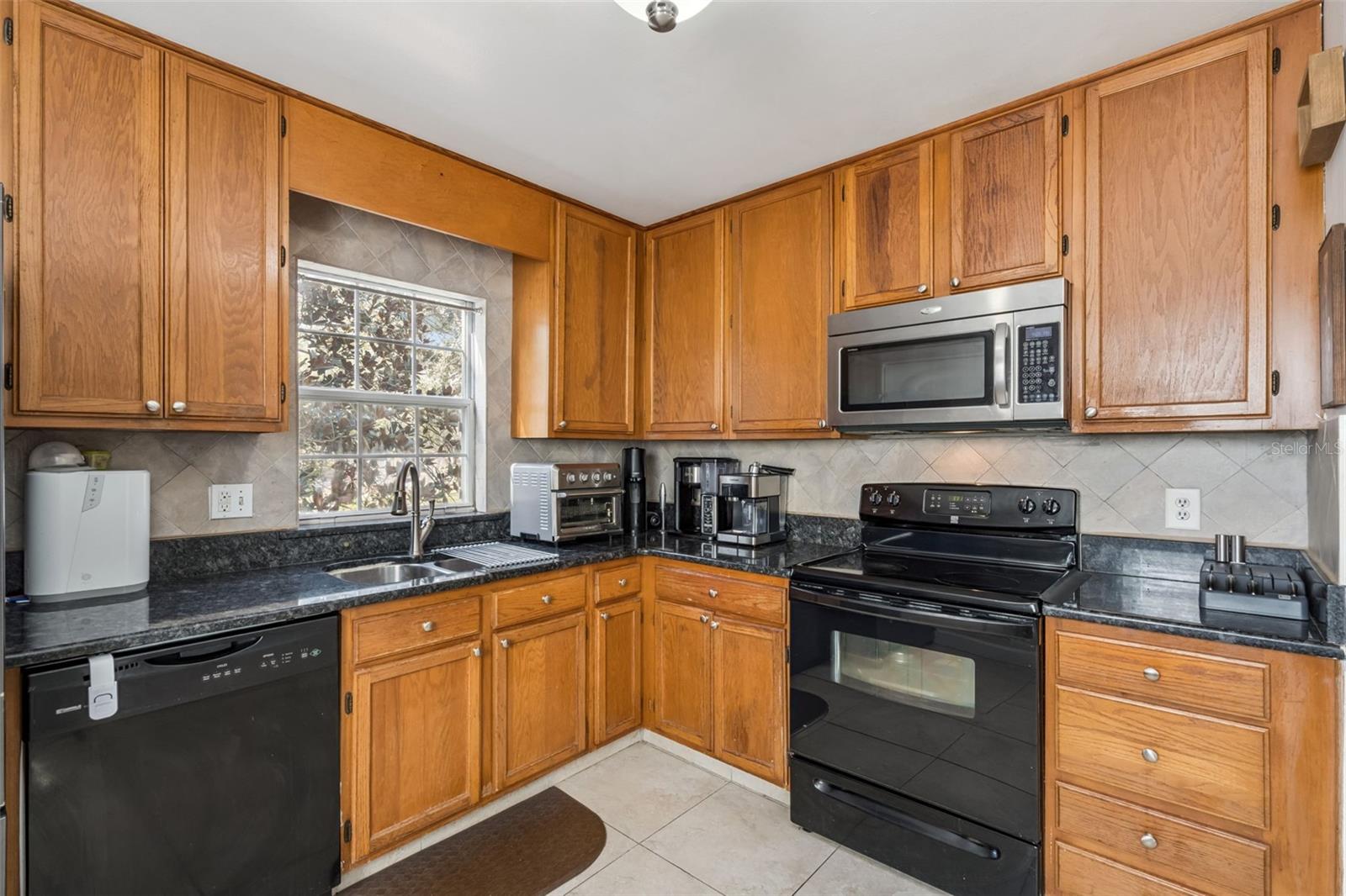 CLUBSIDE AT SABAL POINT A CONDO - Residential