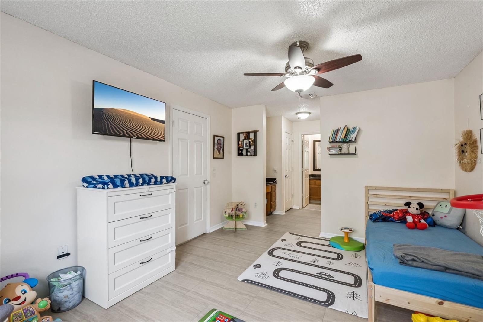 CLUBSIDE AT SABAL POINT A CONDO - Residential