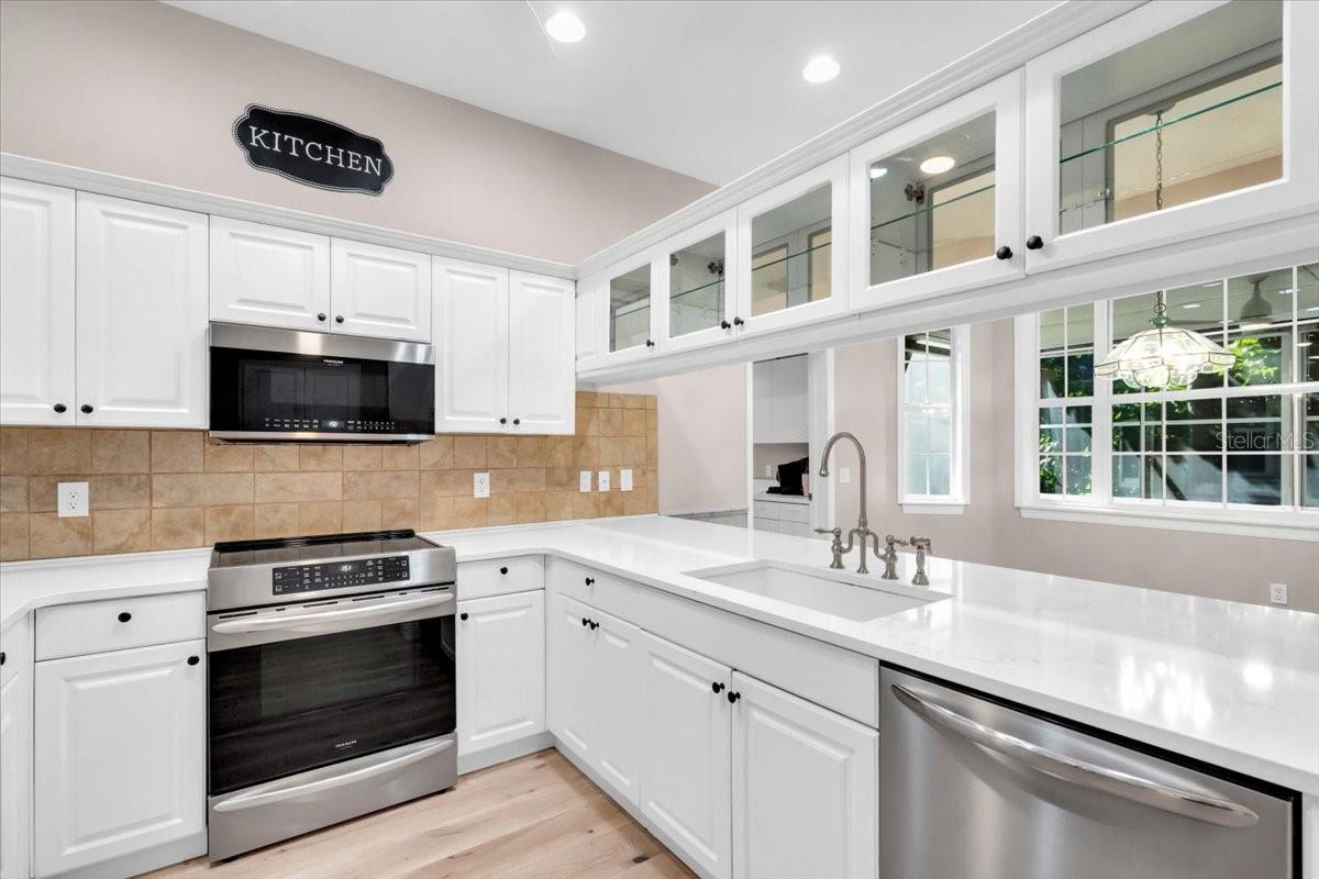 CAPE TOWN VILLAGE PH I - Residential