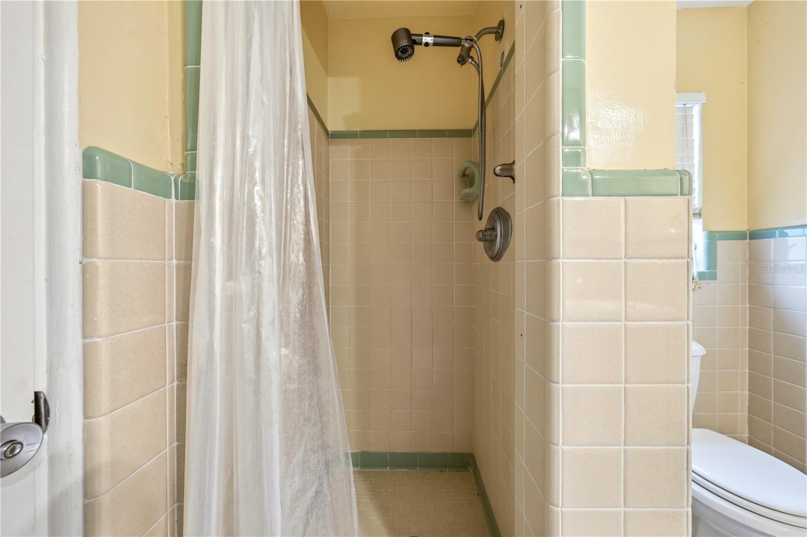 HOWEY EMERY HEIGHTS - Residential