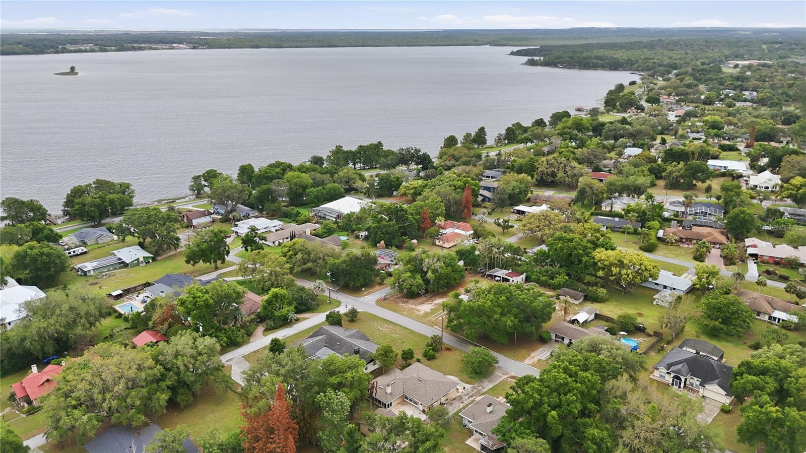 HOWEY EMERY HEIGHTS - Residential