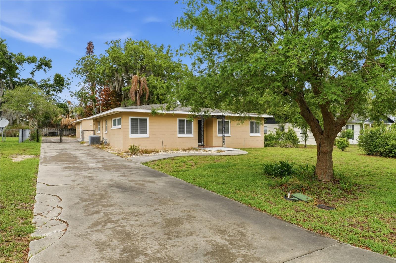 HOWEY EMERY HEIGHTS - Residential