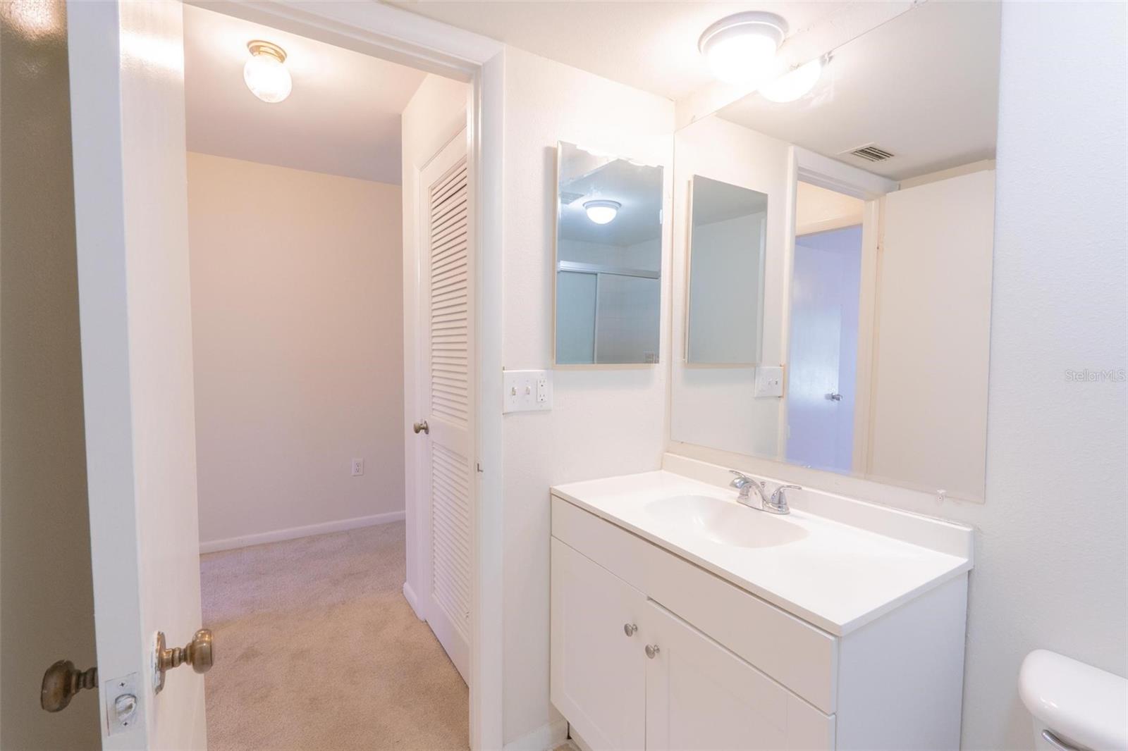 RAINTREE MANOR HOMES CONDOMINI - Residential