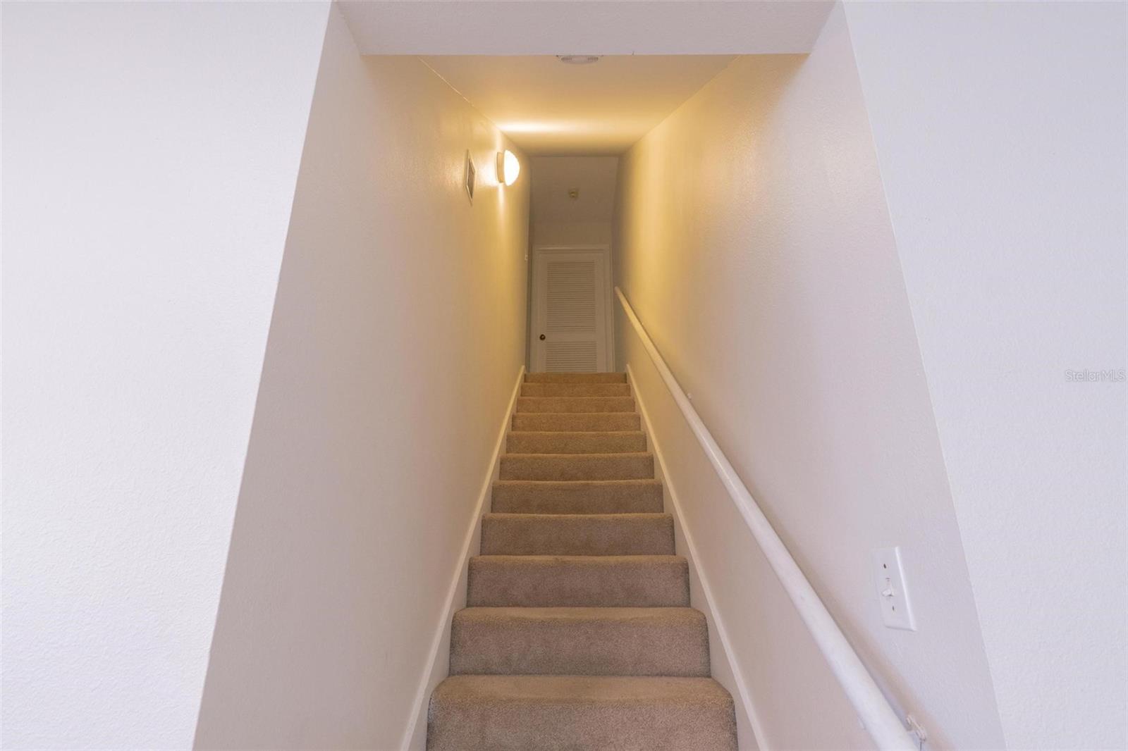 RAINTREE MANOR HOMES CONDOMINI - Residential