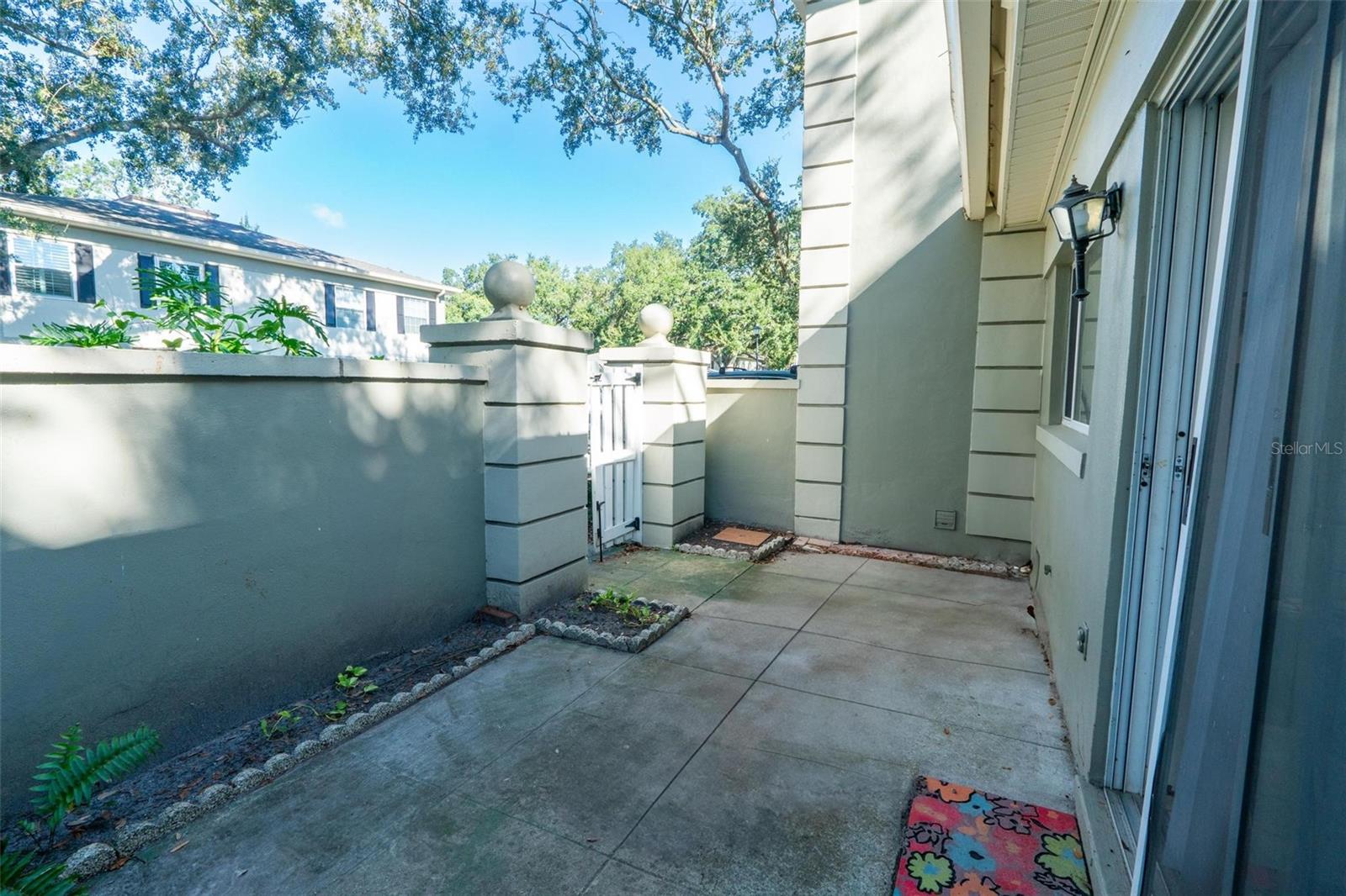 RAINTREE MANOR HOMES CONDOMINI - Residential