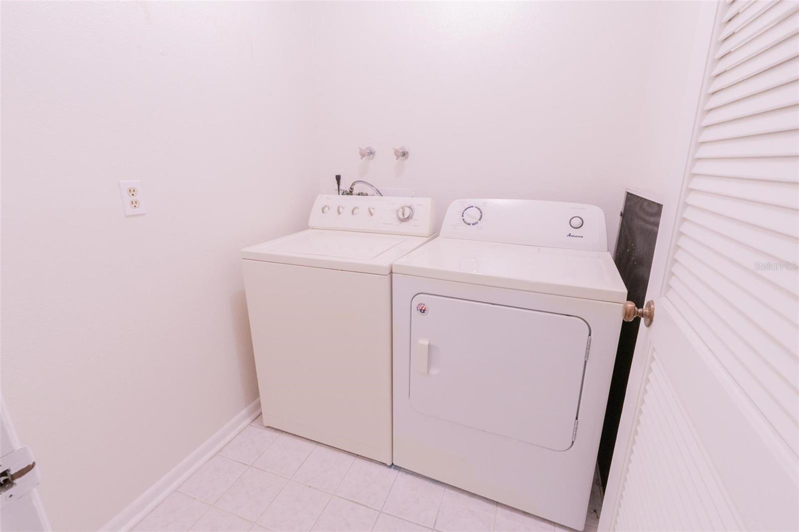 RAINTREE MANOR HOMES CONDOMINI - Residential