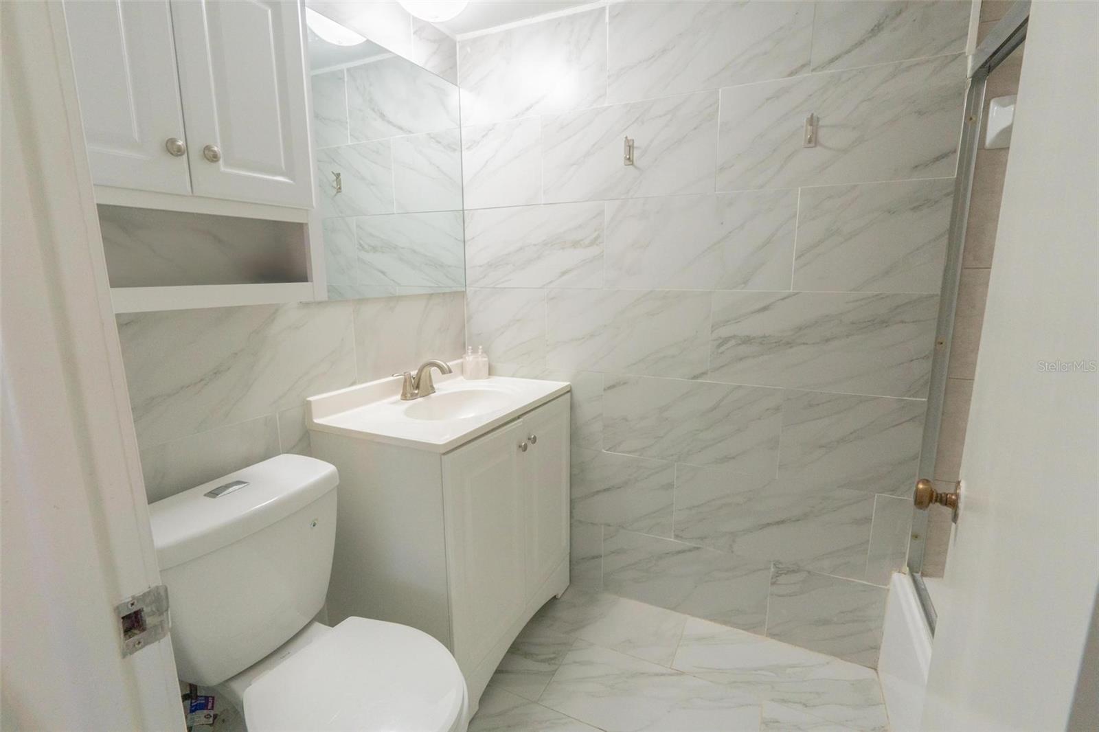 RAINTREE MANOR HOMES CONDOMINI - Residential