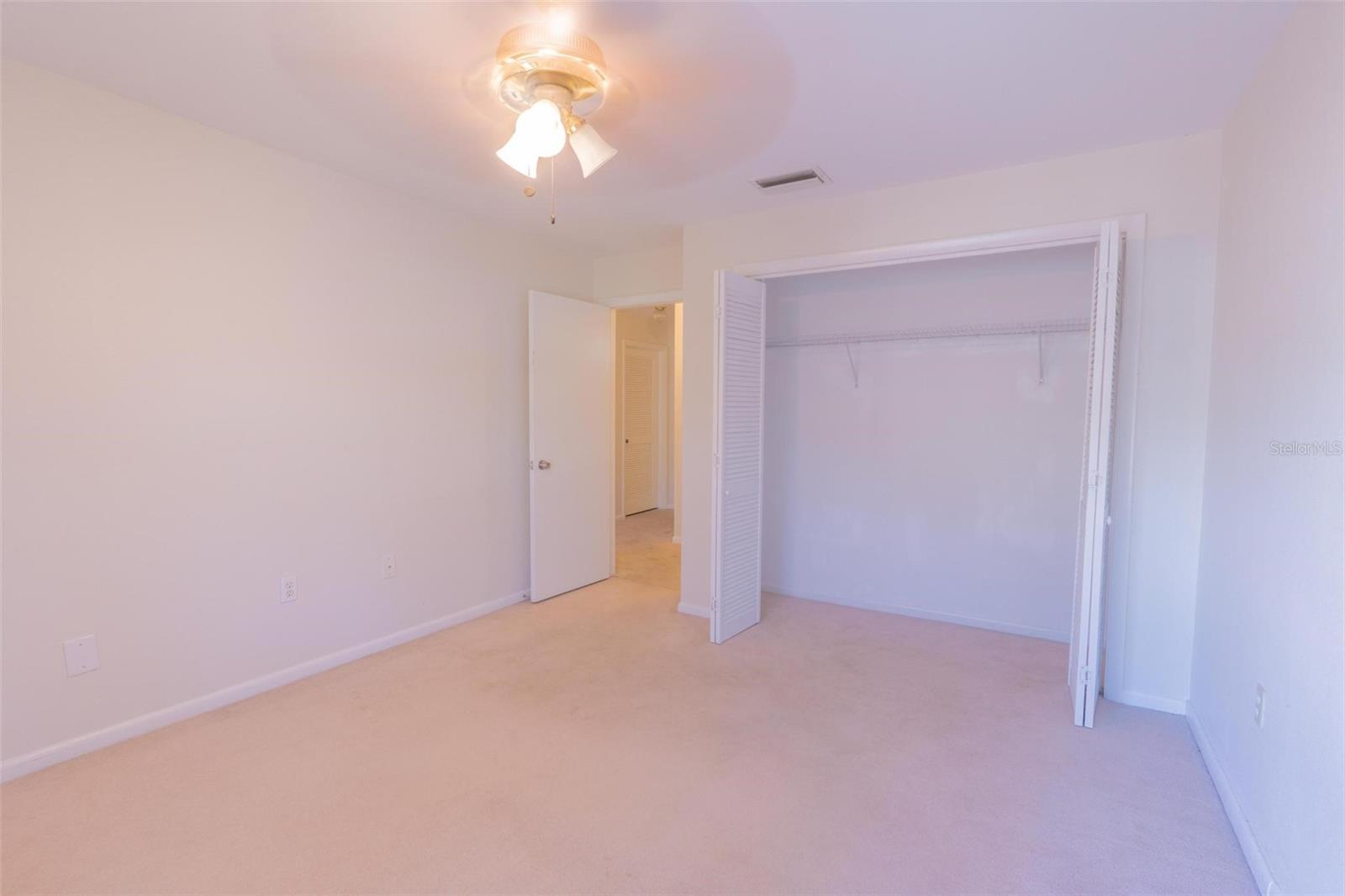 RAINTREE MANOR HOMES CONDOMINI - Residential