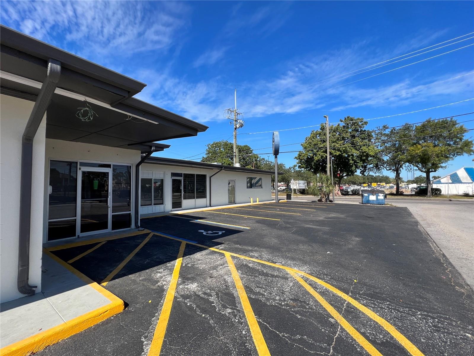 IRVINTON HEIGHTS - Commercial Lease
