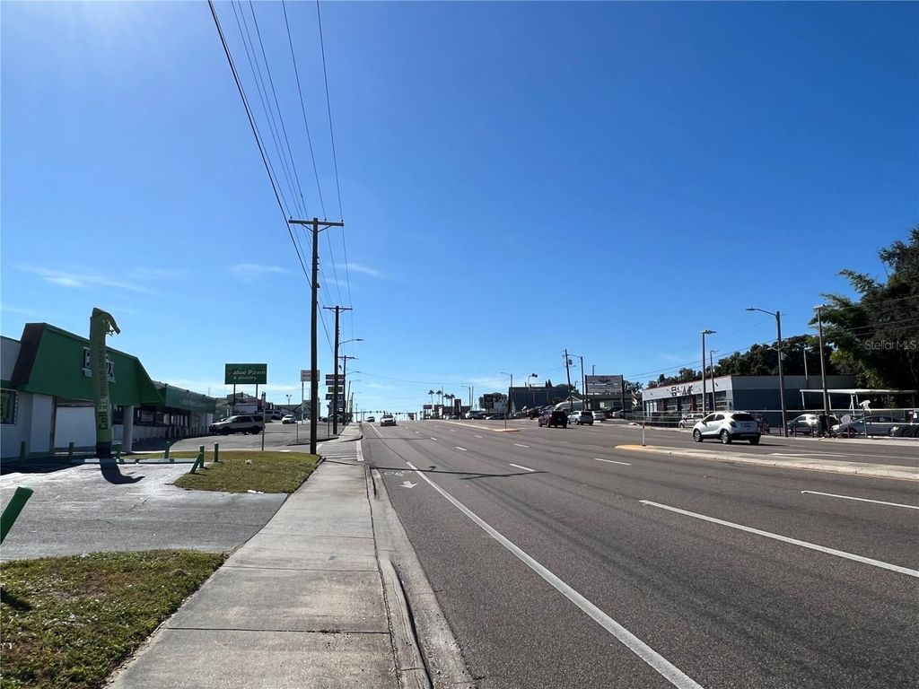 Photo of 8610 N Suwanee Avenue, Tampa, FL 33604 (MLS # TB8374408)