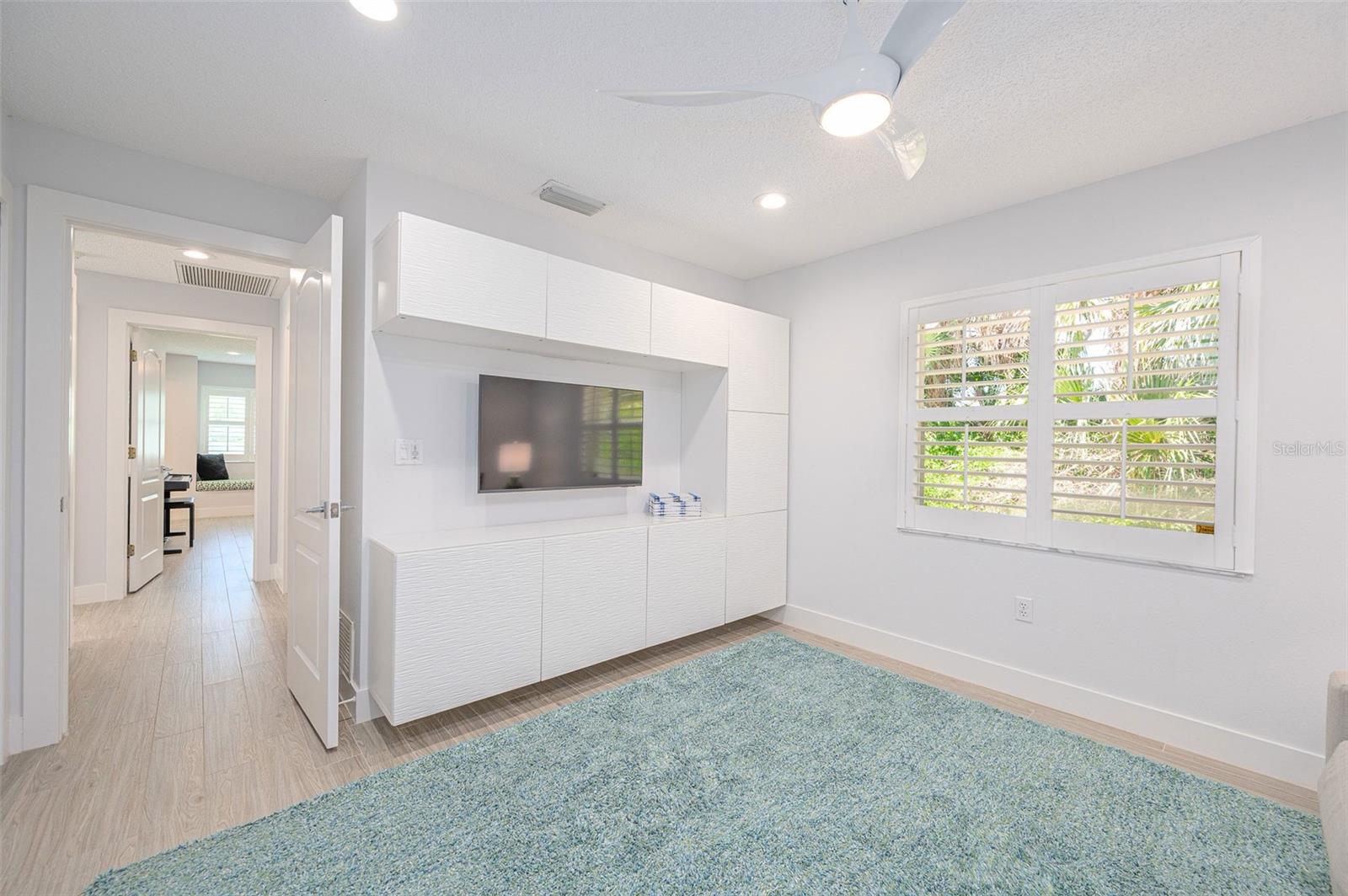 DEER CREEK - Residential