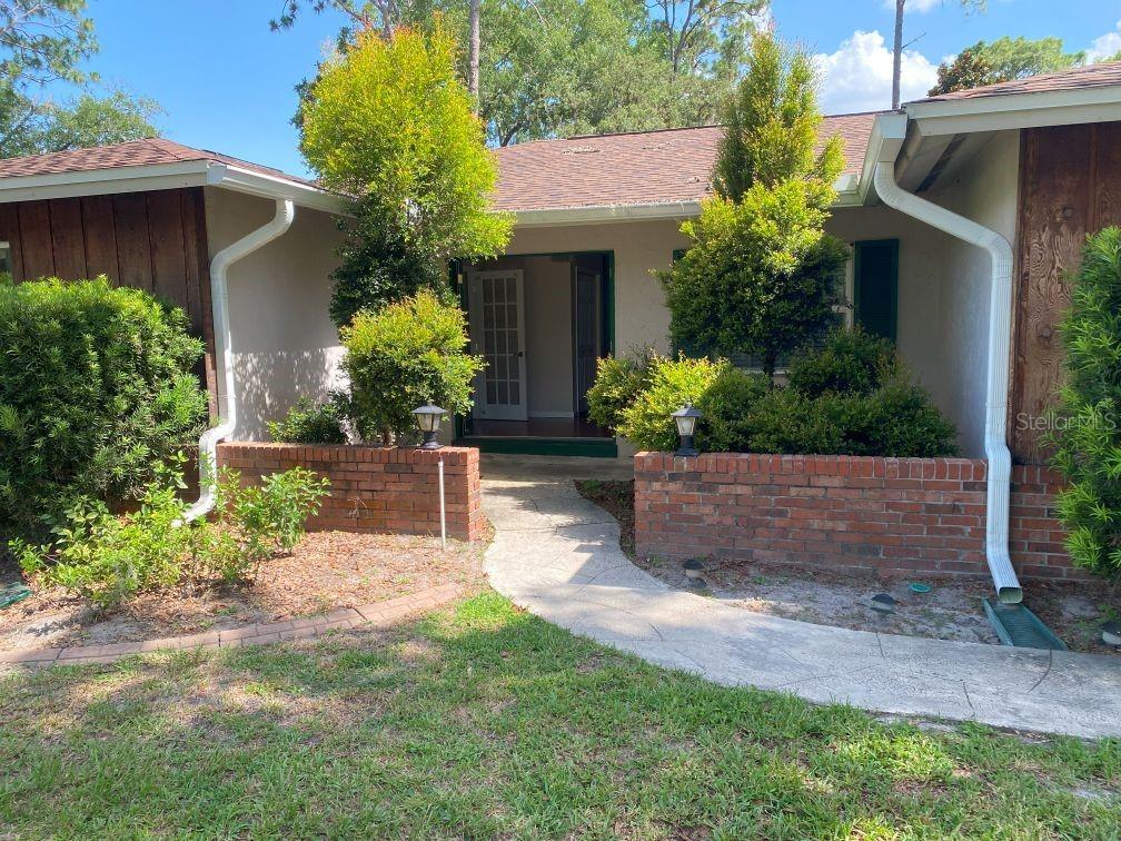 635 CAMBRIDGE COURT