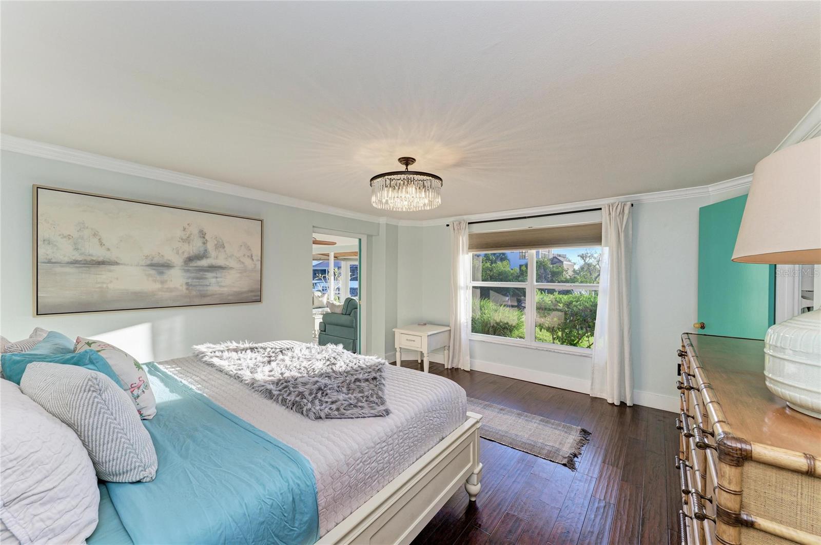 SORRENTO SHORES - Residential