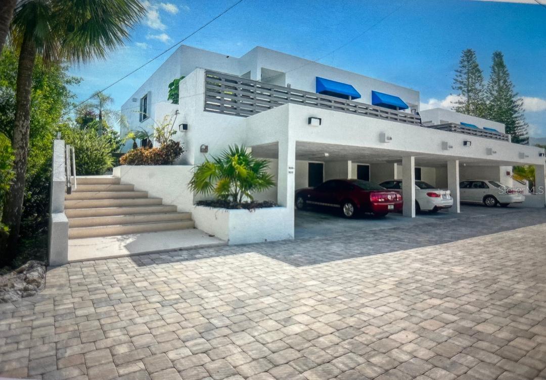 842 BAYPORT WAY 842