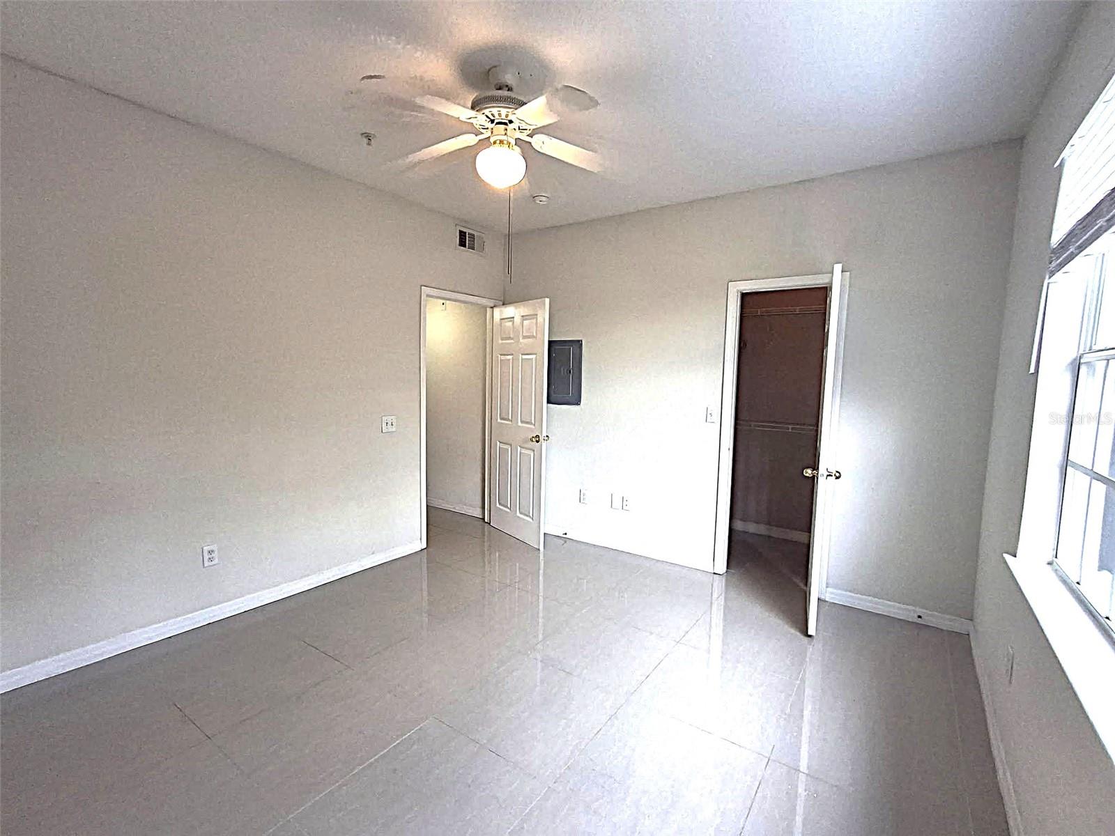 THE PRESERVE AT TEMPLE TERRACE - Residential Lease