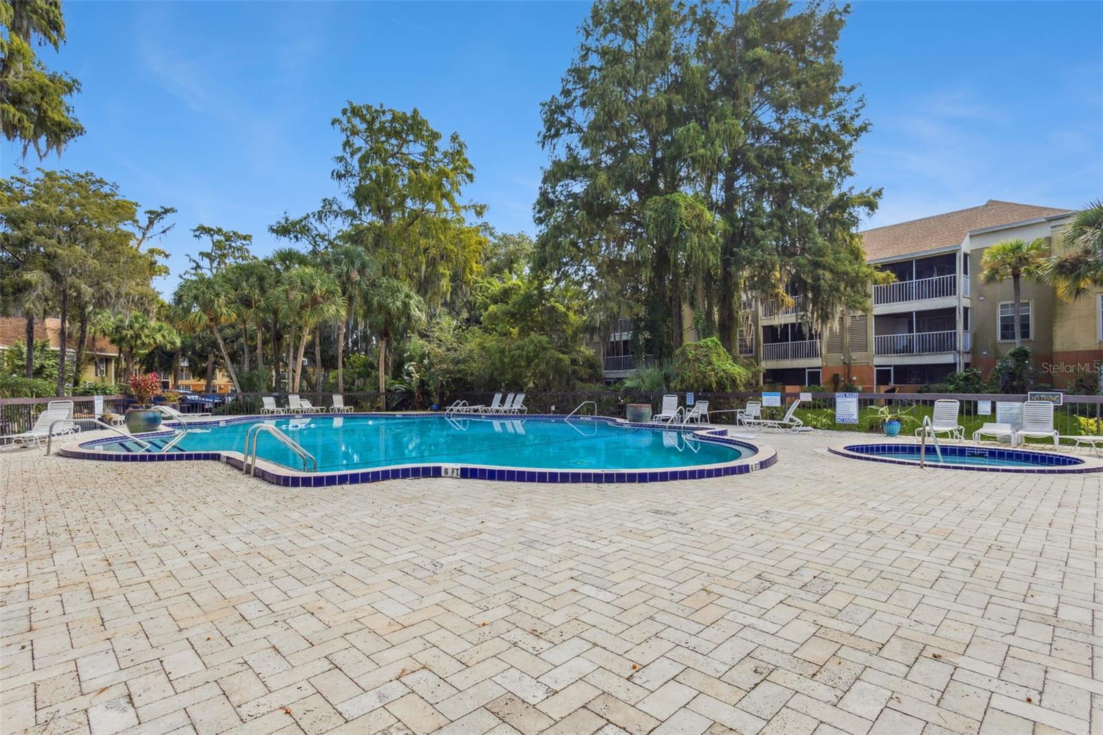 CYPRESS POINTE/LK ORLANDO - Residential