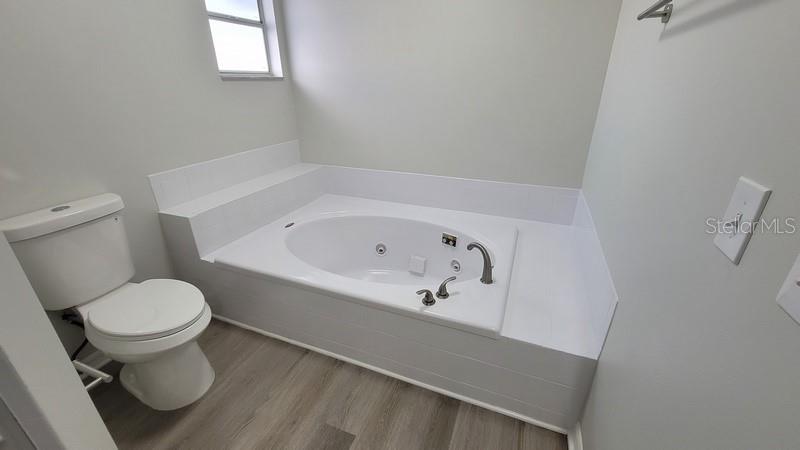 VILLAS AT SUNTREE UNIT ONE SUNTREE PUD STAGE 10 - Residential