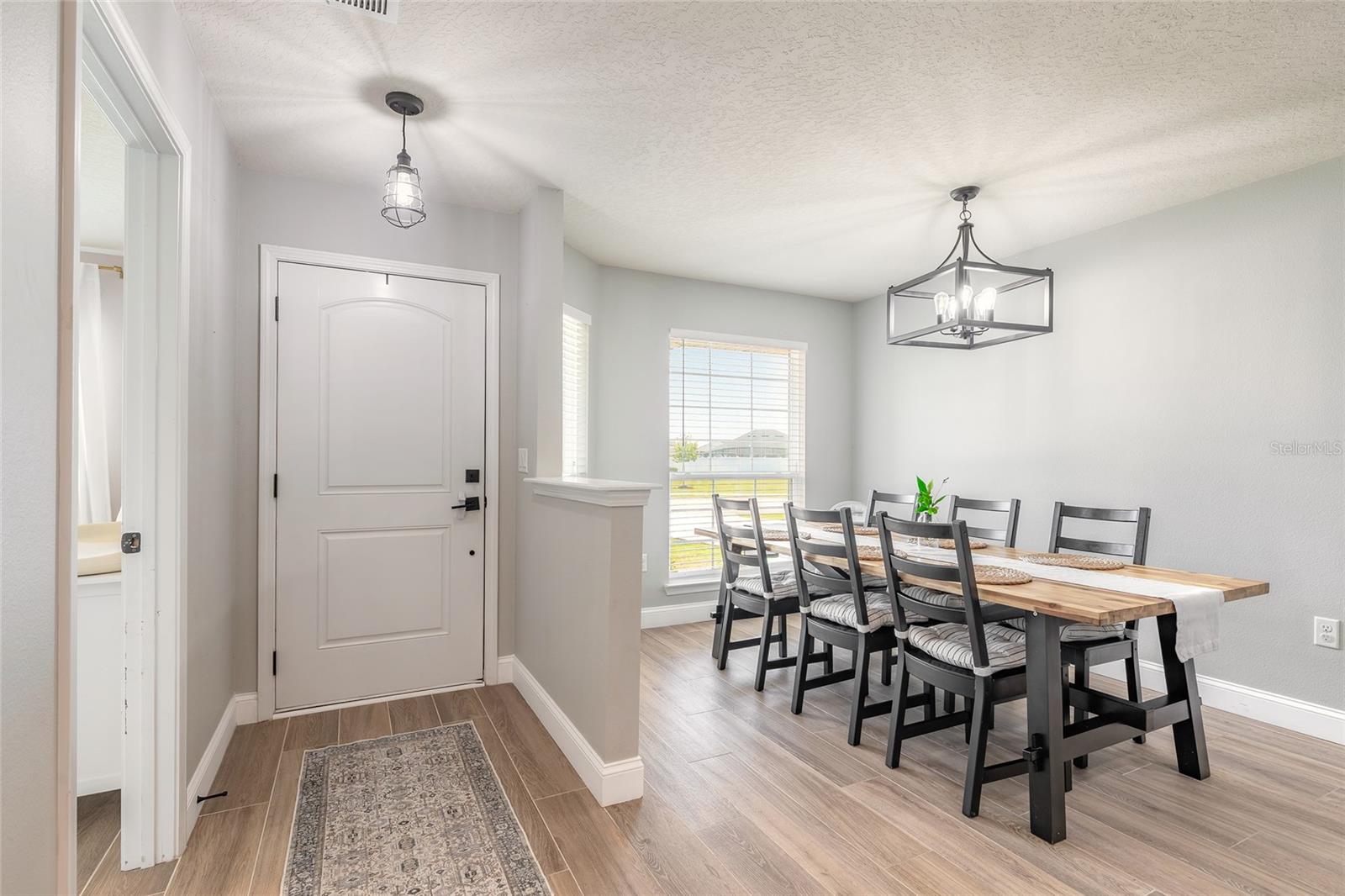 EAGLE LAKES PH 1 SEC 1 - Residential