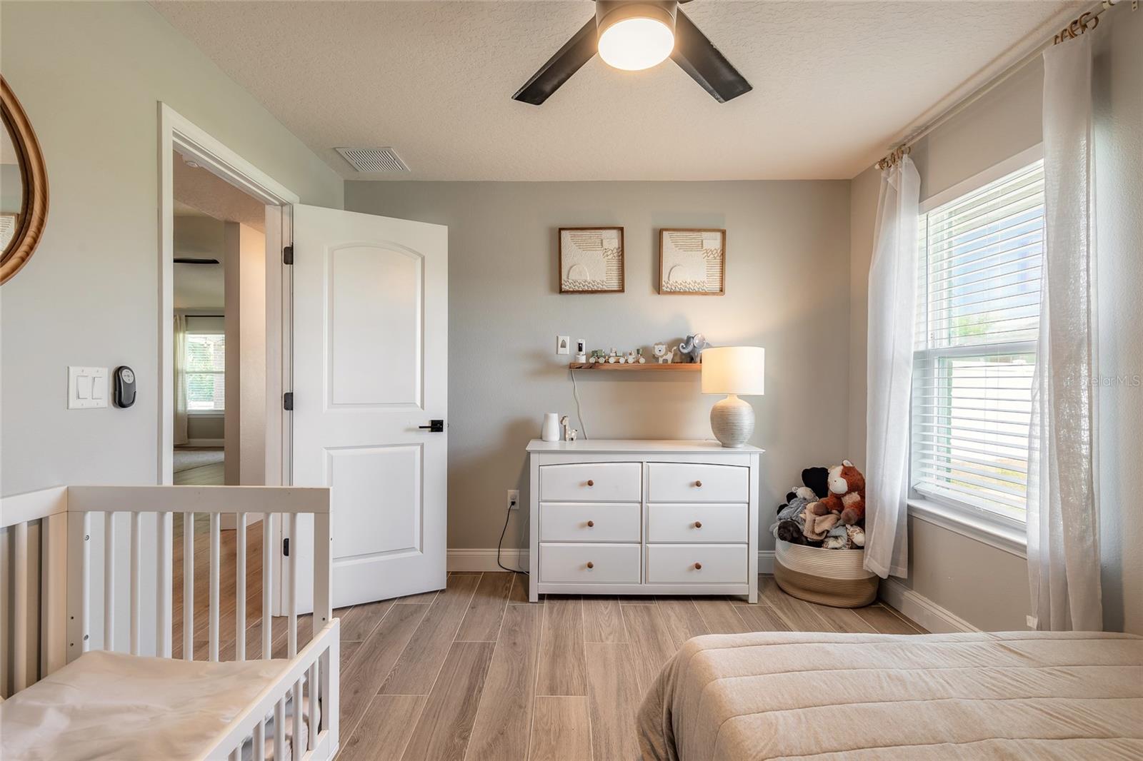 EAGLE LAKES PH 1 SEC 1 - Residential