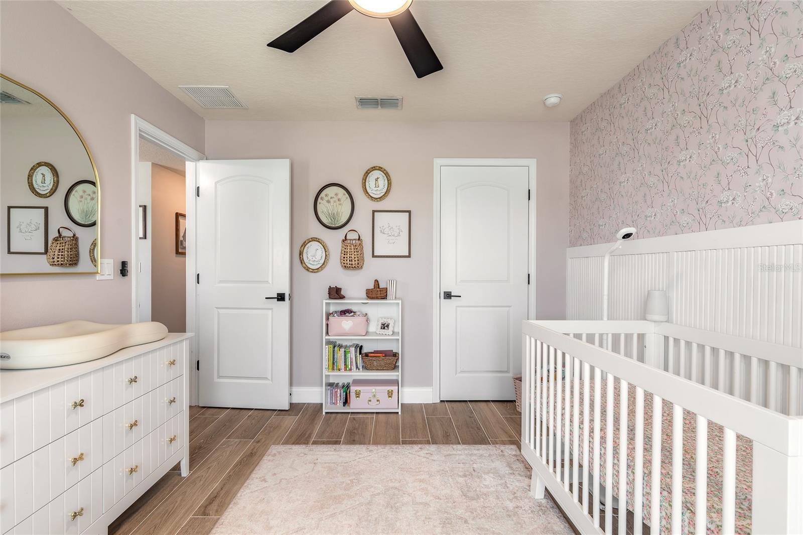 EAGLE LAKES PH 1 SEC 1 - Residential