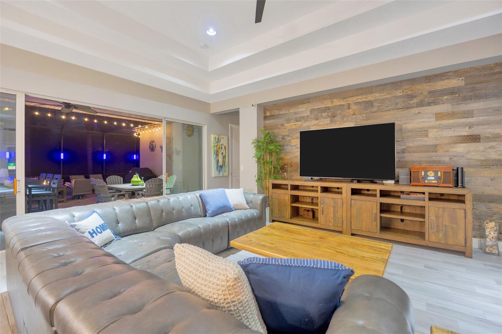 THE RIDGE AT WIREGRASS RANCH - Residential