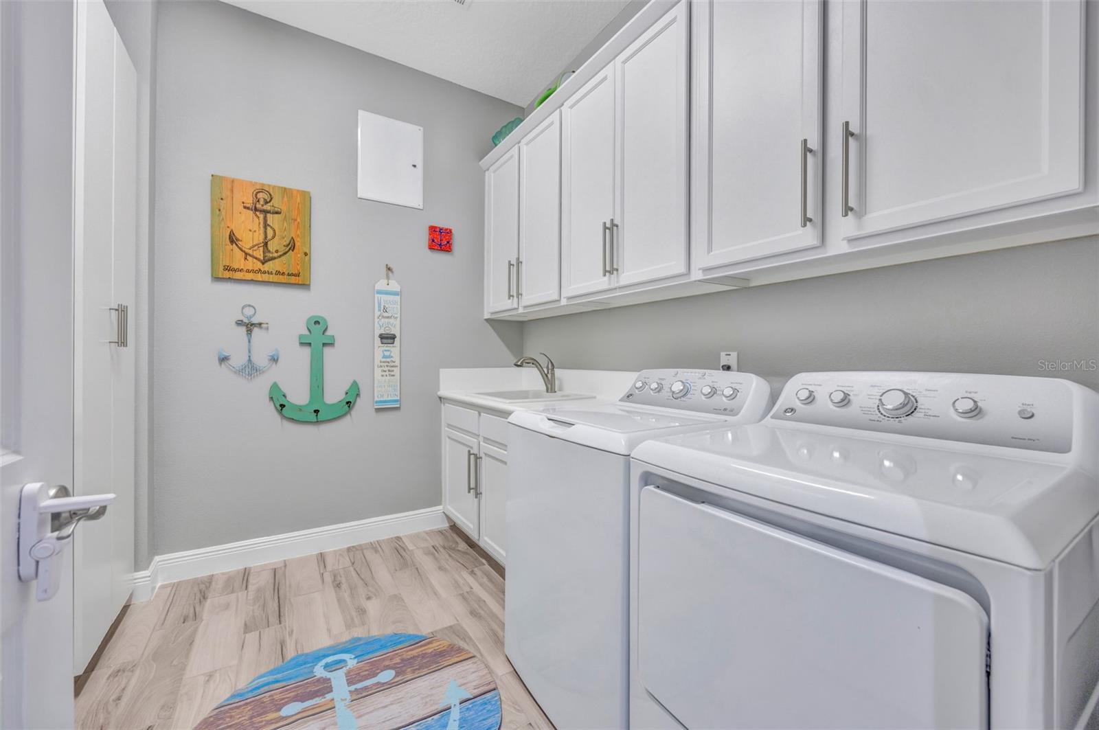 THE RIDGE AT WIREGRASS RANCH - Residential