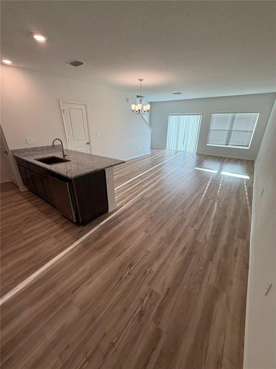Photo of 9305 Westside Hills Drive, Davenport, FL 33896 (MLS # S5157052)