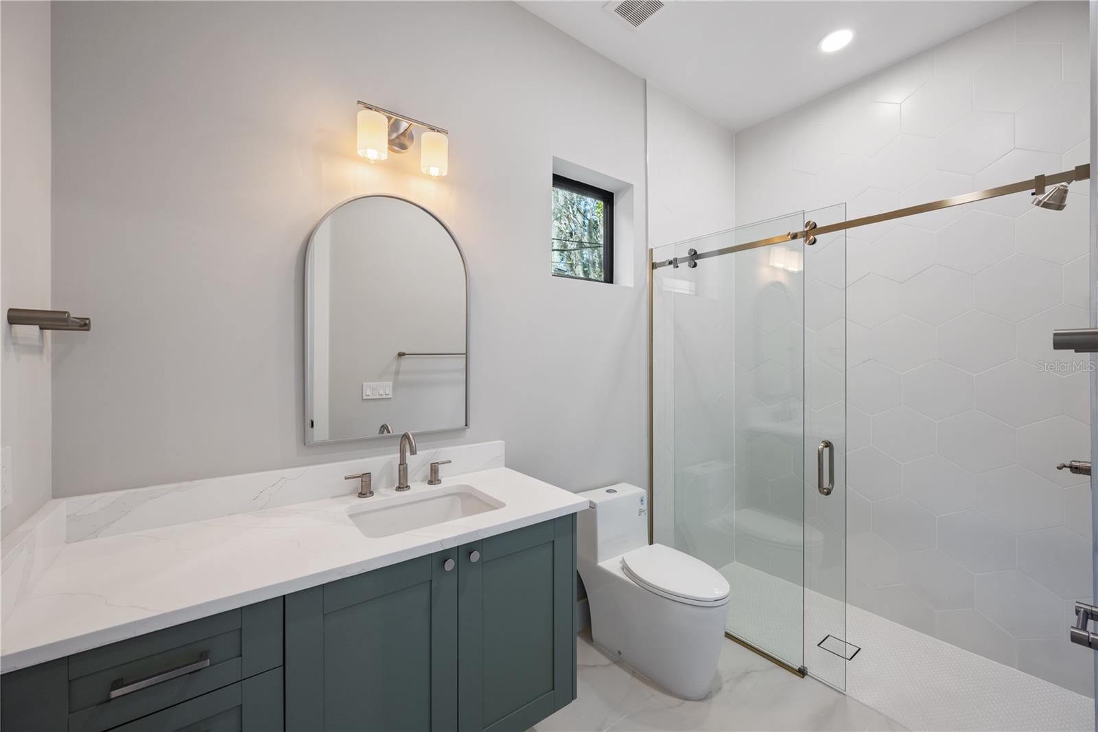 COLONIAL GROVE ESTATES - Residential