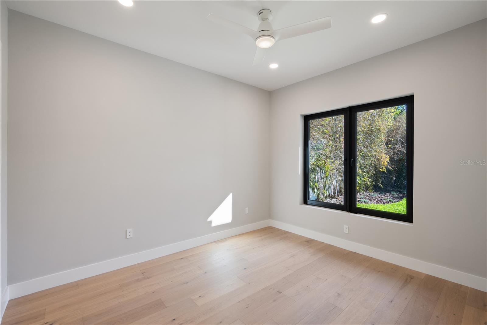 COLONIAL GROVE ESTATES - Residential