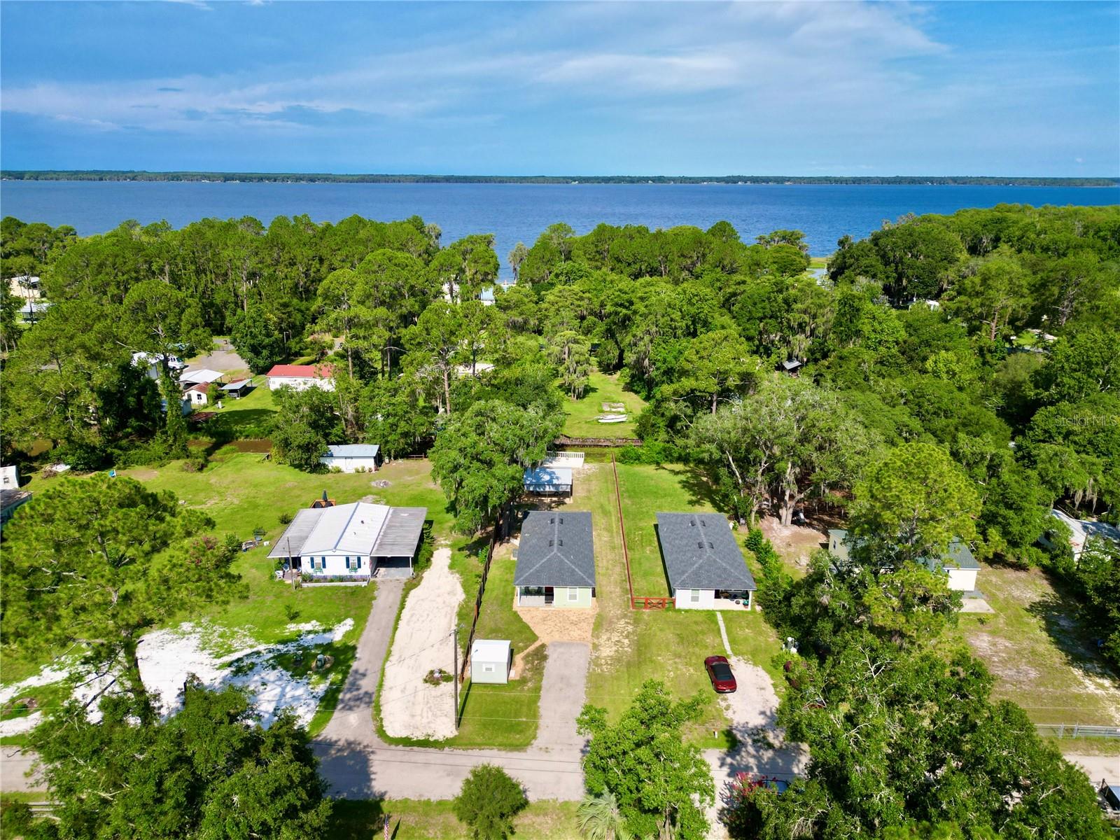 SANTA FE SHORES - Residential